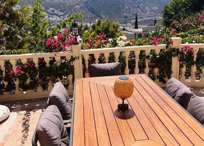 别墅 Kucuk Kalkan - 2 Bedroom Villa, Private Pool, Stunning Views *