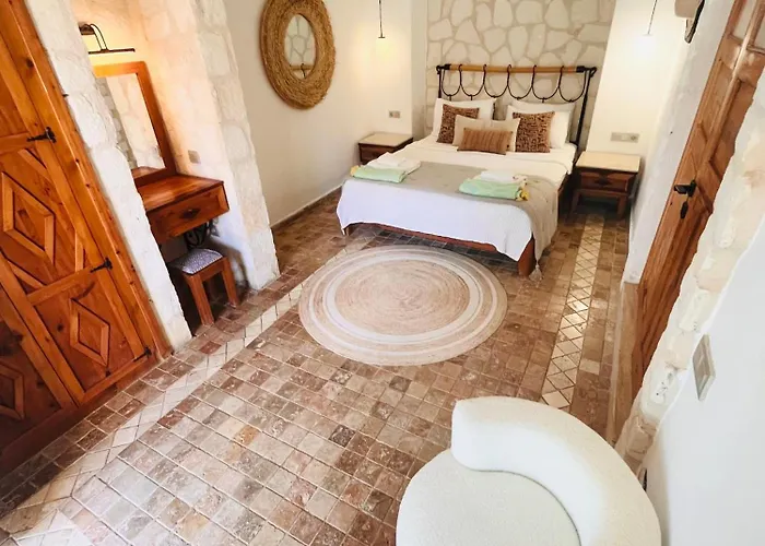 Kucuk Kalkan - 2 Bedroom Villa, Private Pool, Stunning Views *